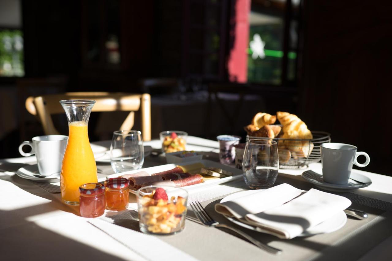 Hotel Restaurant Le Moulin De Saint Verand Екстер'єр фото