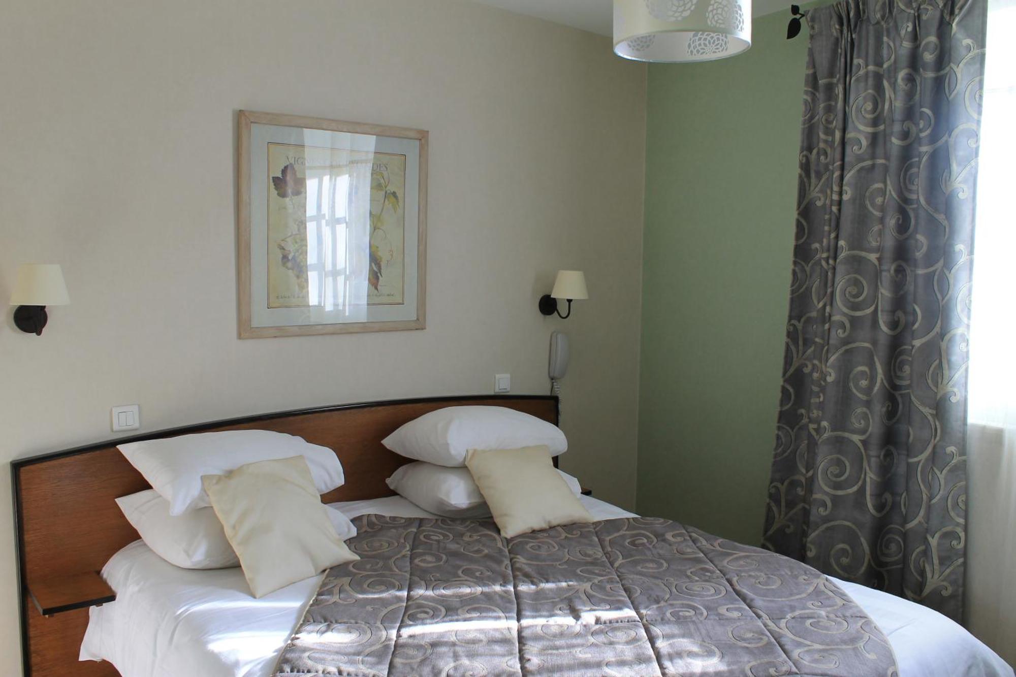 Hotel Restaurant Le Moulin De Saint Verand Екстер'єр фото
