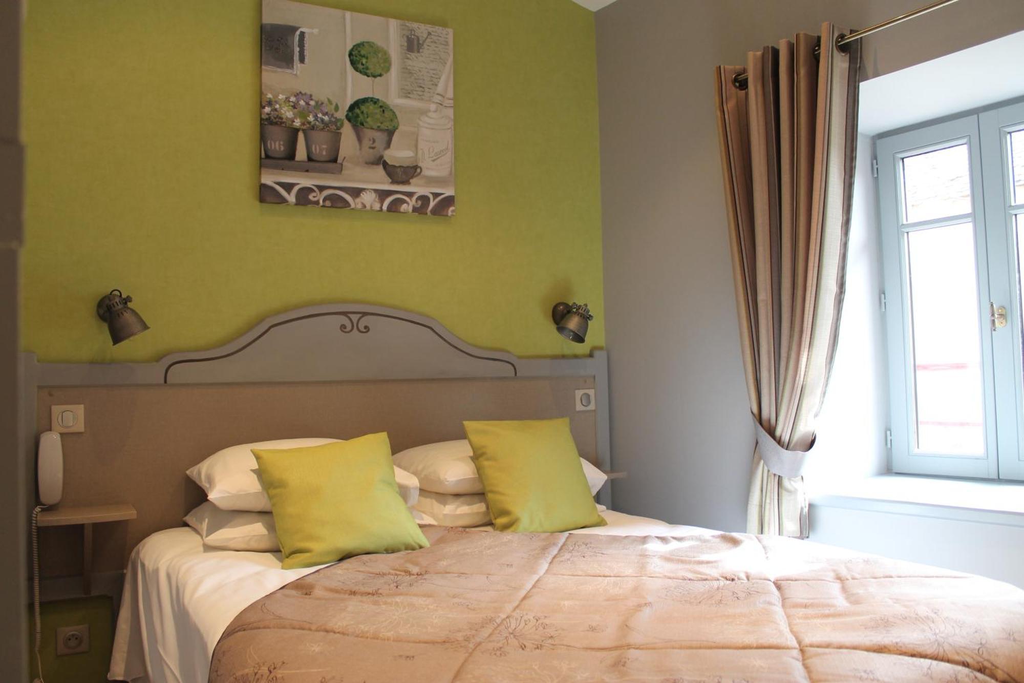 Hotel Restaurant Le Moulin De Saint Verand Екстер'єр фото