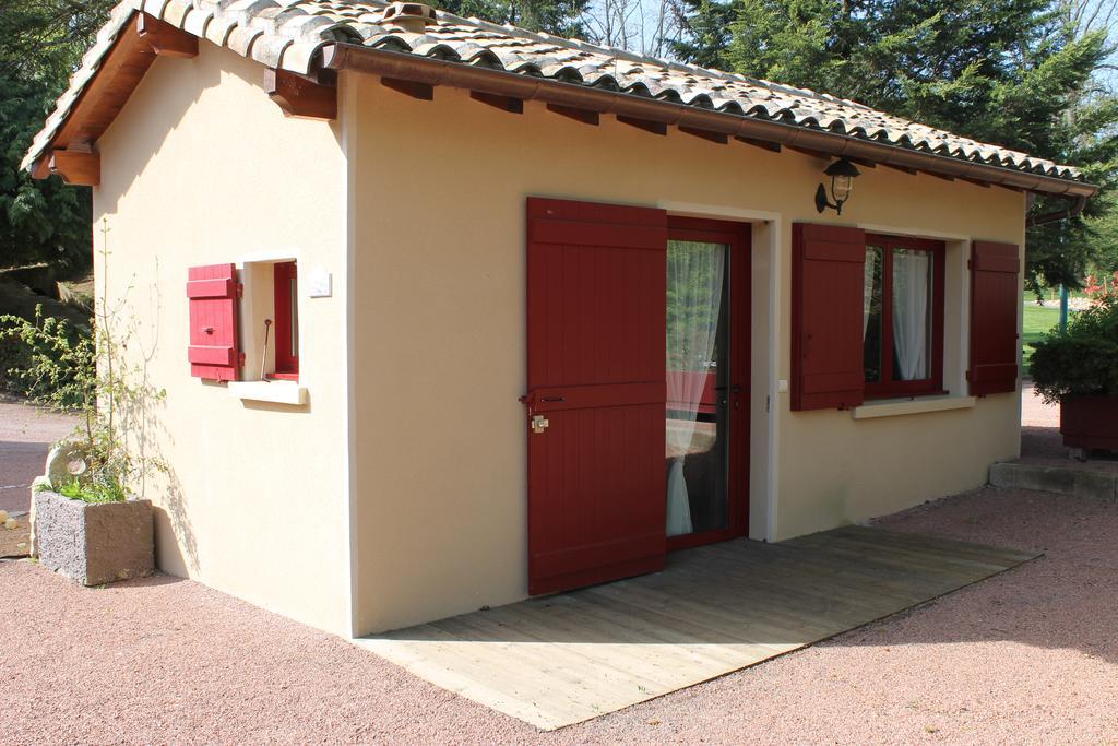 Hotel Restaurant Le Moulin De Saint Verand Екстер'єр фото