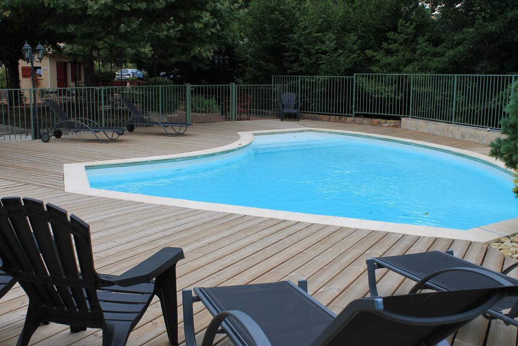 Hotel Restaurant Le Moulin De Saint Verand Екстер'єр фото